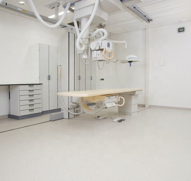 Προστασία ESD Αντιστατικό πάτωμα 600x600 πλαστικό πάτωμα 1.8mm-3.0mm
